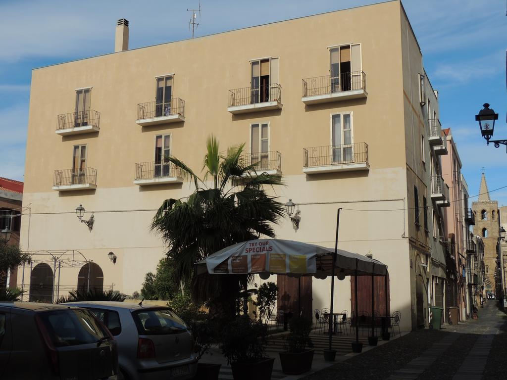 Mary Centro Storico Daire Alghero Dış mekan fotoğraf
